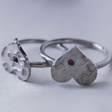 Load image into Gallery viewer, Silver heart ring, engraved and set with a pink sapphire or genuine brown zircon
