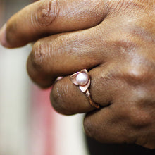 Load image into Gallery viewer, Black woman hand wearing rose gold flower ring