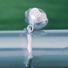 Load image into Gallery viewer, Pearl charm ring, sterling silver flower