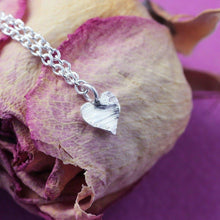 Load image into Gallery viewer, Dainty silver heart bracelet
