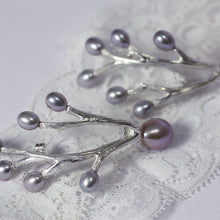 Load image into Gallery viewer, Statement twig earrings