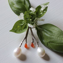 Load image into Gallery viewer, Silver twig pearl drop earrings

