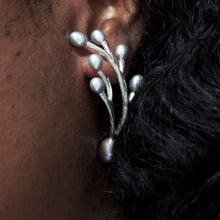 Load image into Gallery viewer, Statement twig earrings