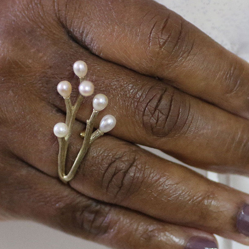 Vermeil yellow gold adjustable ring, twig design with pearls