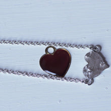 Load image into Gallery viewer, Silver heart bracelet
