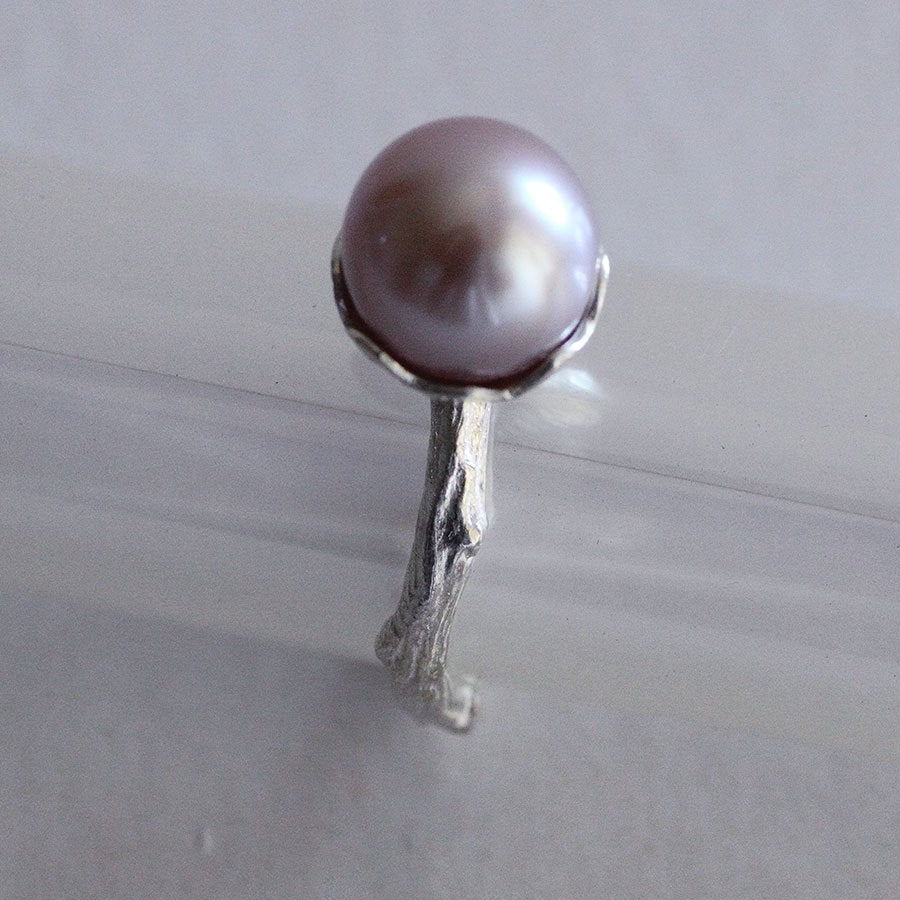 Silver ring for women, solitaire pearl ring, twig design