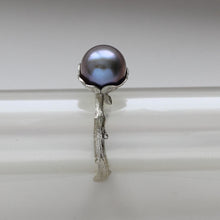 Load image into Gallery viewer, Silver ring for women, solitaire pearl ring, twig design
